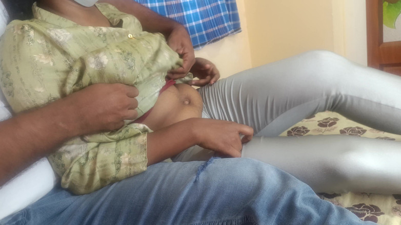 Laxi ammu: Dhivya Chennai College 2