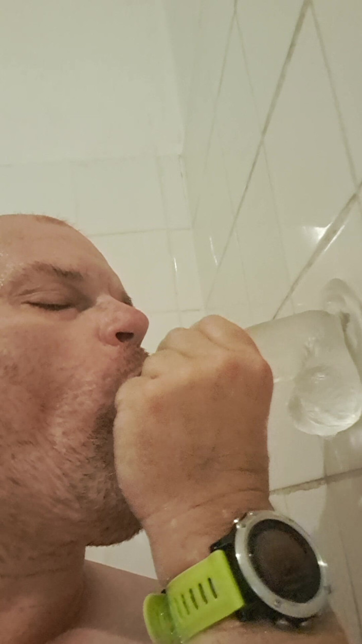Fickspecht: So Slut After All, Suck the Dildo!
