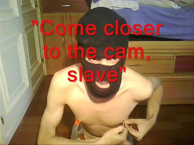 Slave Sparrow: Жорсткі соски з затискачами та кліпсами алігатора