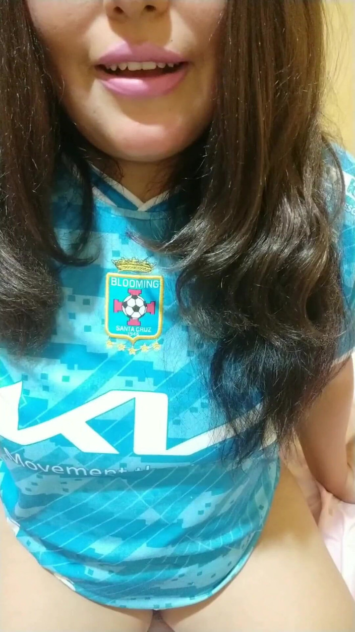 Carla Villalobos: Confessando o que fiz no banheiro público com meu amigo