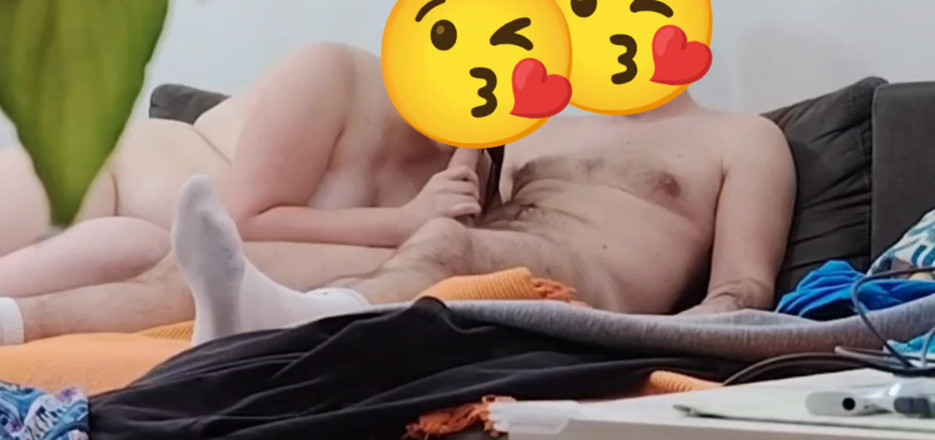WesternSerbia: Chubby White Girl Sucking Cock