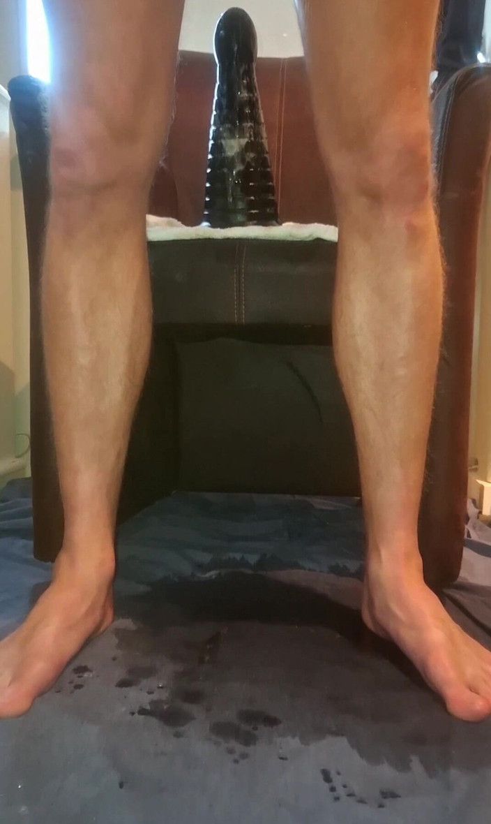 NoFace Twink X: Extrema sessão de brinquedo solo - orgasmos mijando
