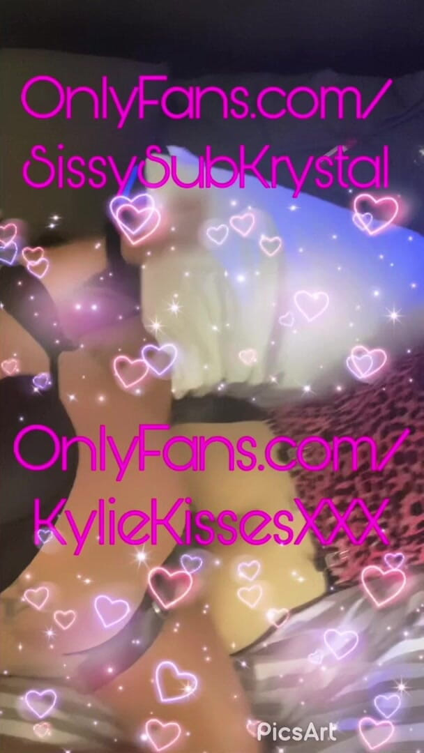 KylieKissesXXX: Sissy pegging two sissy sluts get freaky