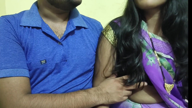 Mumbai Ashu: bhaartiy premika tin logon ki chudaee ka maza chaahti hai