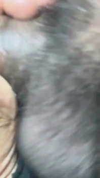 Stiefmutter gibt ihren stiefsohn tiefen blowjob