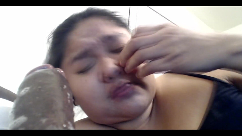 DeesDeepThroat: Sikap