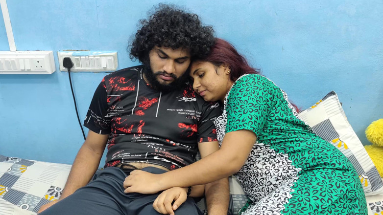 Vaigavarun Feet romance: Melancap Romantik Pasangan Mallu India
