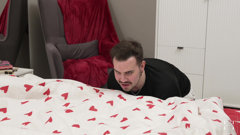 Jadilica: Vedere un ragazzo a letto è inaspettato, ma piacevole