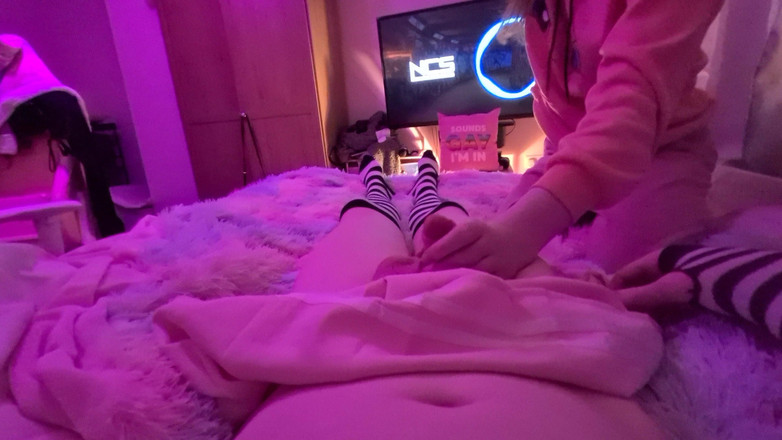 PrincessKitti3: Princesskitti3 Giving Complete Deepthroat to Another Trans with Big Balls...