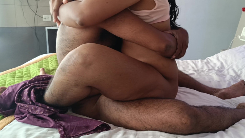 Pushpa porn: Parejas casadas tamiles calientes follando videos virales