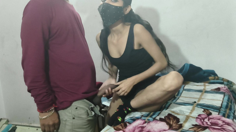 Sexysavita21: Desi studente zuigt aan de penis van haar stiefvader