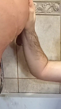 Istriku bersihin pantatnya sebelum seks anal ep 30641