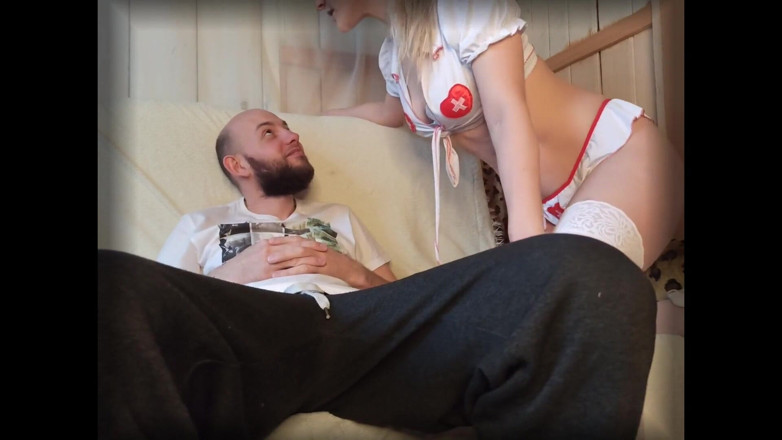 FoxyAndZaz: A charming nurse received a gentle cunnilingus from a patient...