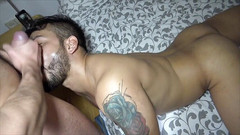 Gaybareback: Alexander šuká bez sedla Alexis Clark