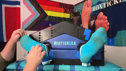 Ticklish Chubs: Chicago Chase'in gıdıklanması gerekiyor