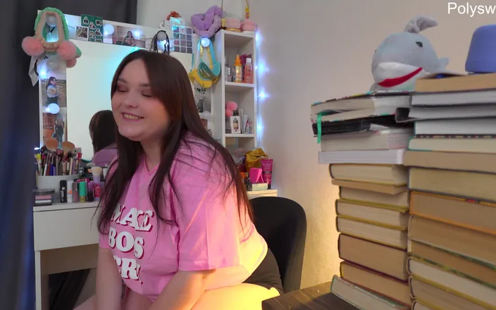 Polly Sweet: Russische actrice maakt solo backstage-video