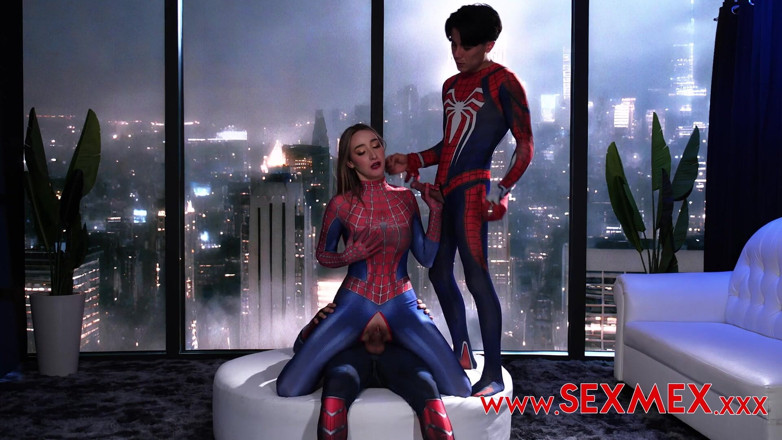 SexMex: Spider Girl Banged by Superheroes. Lula
