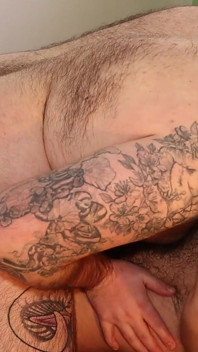 Muscle Hunk Barebacks Fuckable Bear