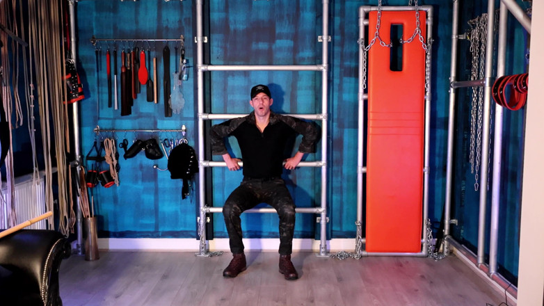 TomBakerBDSM: POV - Tom Baker od vás získá informace ve Vojenském nápravném...