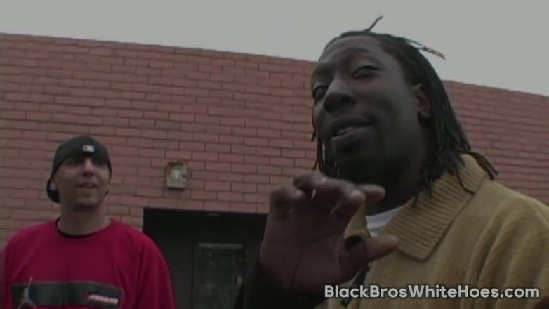 Black Bros White Hoes: Порнозірка Сітерія - біла дівчина, яка любить великий чорний член