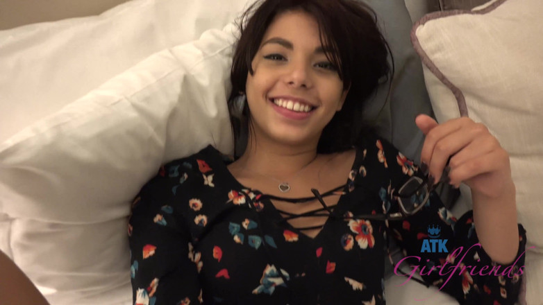 ATK Fans (Girlfriends): Vacanze virtuali a sarasota con Gina valentina parte 1