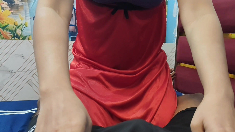 Khushboobhabi: Teman lelaki lagu romantik dengan Bhabi