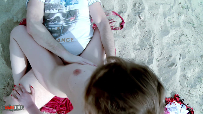 Porn-World: Tina Kay: bintang lucah British Tina Kay berkongkek di pantai...