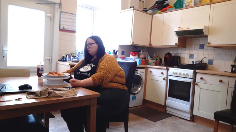 SSBBWLadyBrads: 흑인 대물 자지에 따먹히는 육덕 거유녀