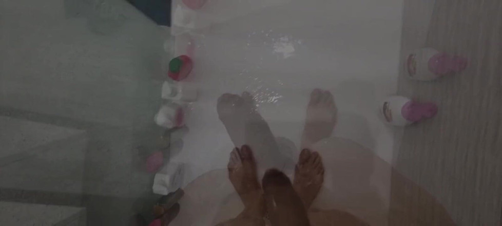 ep3kofficial: टॉयलेट देखने का बिंदु कामोत्तेजक धूम्रपान लंड चुसाई चुदाई गांड में वीर्य बड़ी गांड