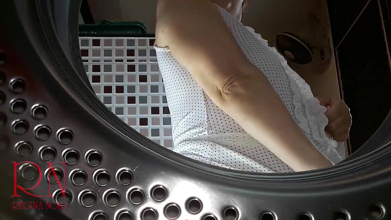 Regina Noir: Domination in laundry. Housewife fucked in the washing machine. The...