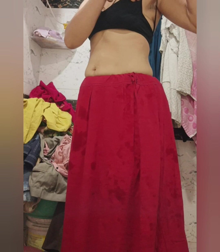 Priyahot77: Priya Bhabi Sexy Video Shoot