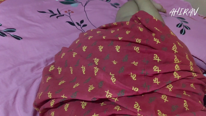 Aahan Ahiran: Asian Indian Young Girl Ass Forplay.