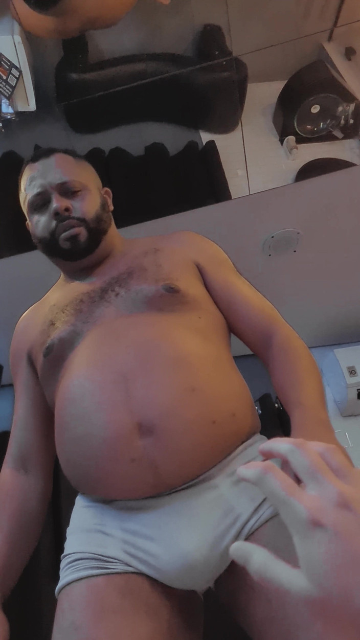 Punchbagplz: Bearzinho Black Raw POV - No Escape