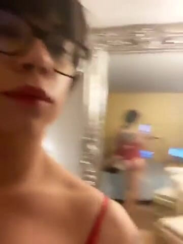 Tgirl Yaritza Vega: 흑인 대물 자지와 섹스하는 밀프