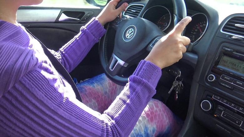 Souzan Halabi: Saya melancap dengan zakar besar saya di sebelah ibu vey...