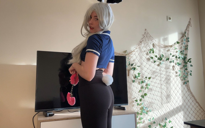 MilaPixie: मुसीबत में Uwu शरारती पुलिस अधिकारी