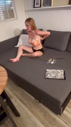 April Sparx कामुक और अकेली जागती है - उसका वीर्य देखना चाहती है?