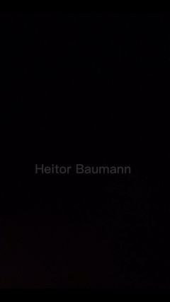 Heitor Bauman OFC: Только что вернулся домой из спортзала... Сделал глубокий вдох моих потных носков и не смог устоять