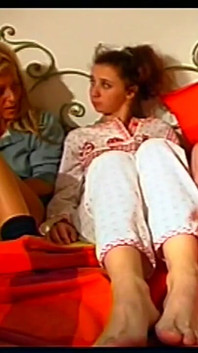 Cara sorellastra ti amo - parte 03