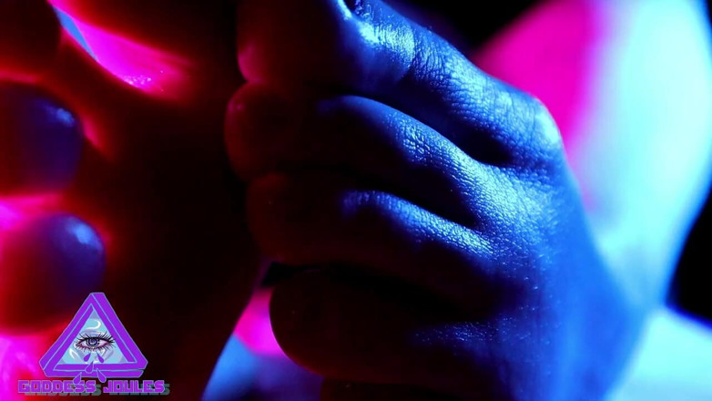 goddessjoules: Toes sinh nhật