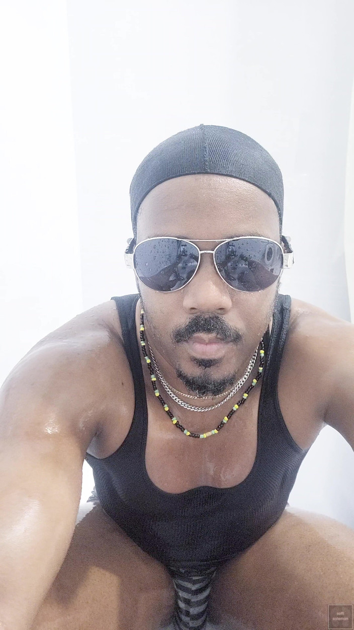 Soft Soleman: Umývám si tělo ve vaně 5