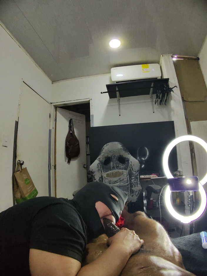 Cum-lobian dickdrainers: Gola campione maschera nera 5