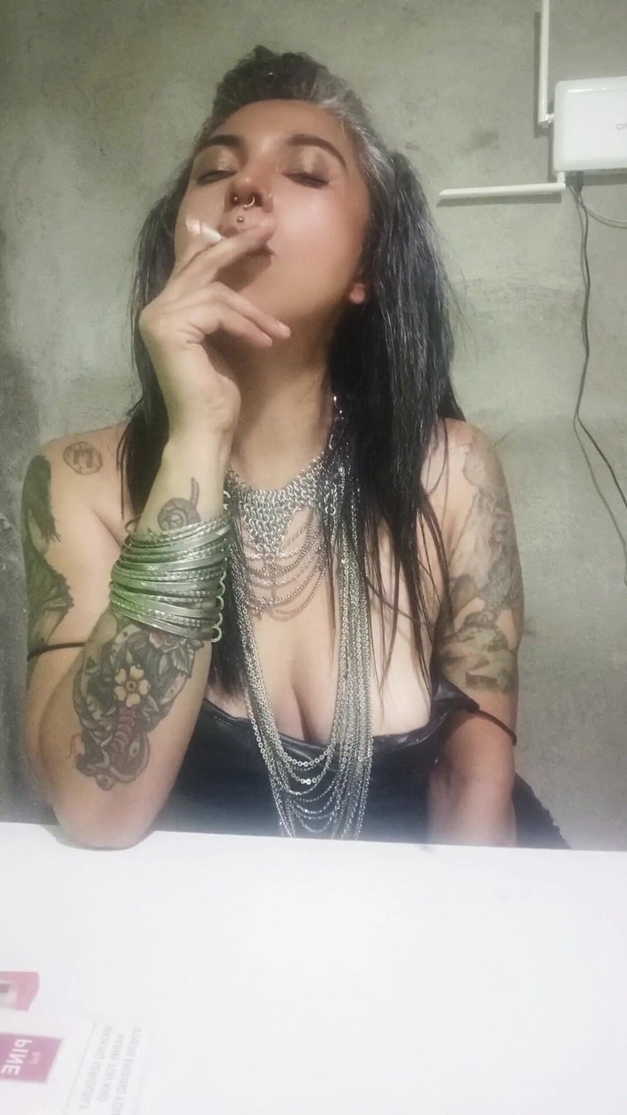 Casia Castro: Hadi bu purodan birlikte keyif alalım