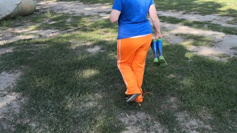 Bouncy Tits Action: Nagie cycki i gumki