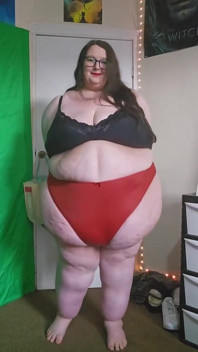 SSBBW Giantess Walking in Tight Red Panties