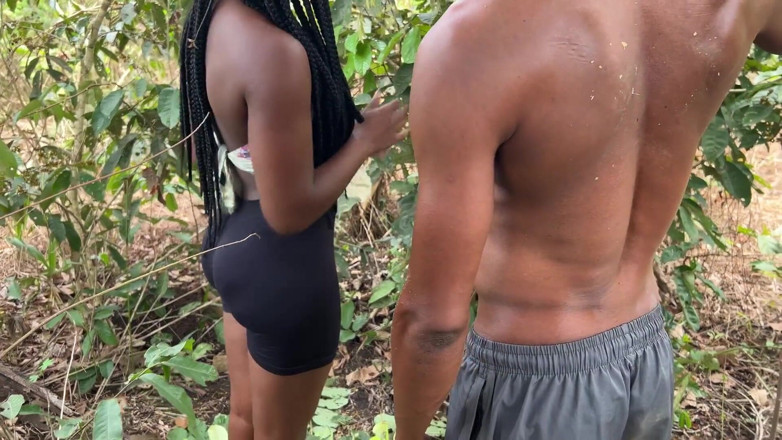 XQuillix: La fanciulla della nigeriana riceve una bella scopata da un...