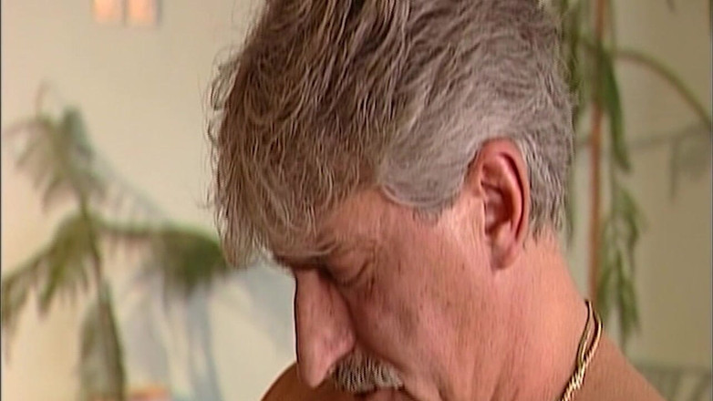 Erotic Club: Grote zwarte lul rekt blond poesje wijd uit - oma beft...