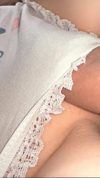 Miluji 18leté náctileté dívky, panenská kundička zblízka a jejich vůně a chuť