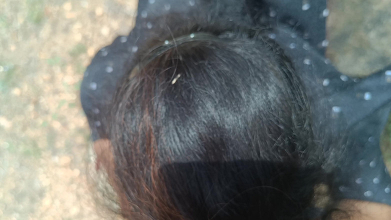 Pushpa studio: 已婚女人给了她的男朋友并享受户外