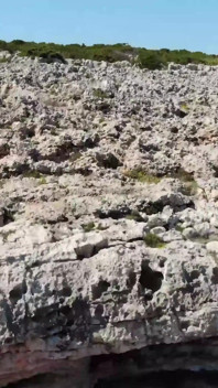 Spontanément baise, MILF affamée au bord de la route donne tout